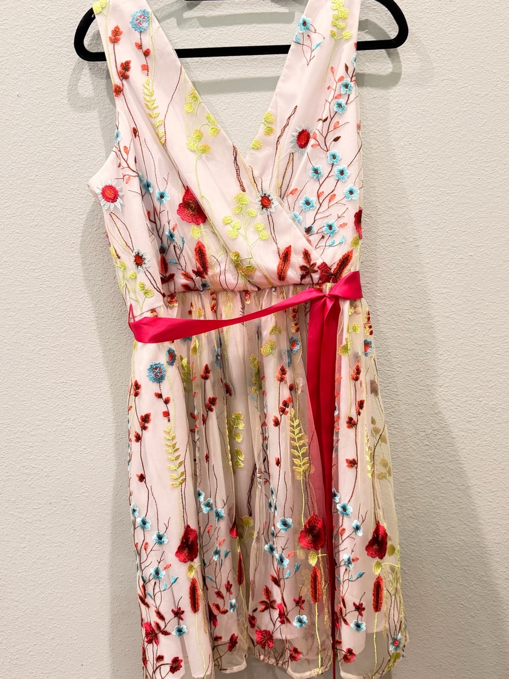 Leslie Fay Cream Floral Embroidered Party Dress with Fuchsia Sash Size 16